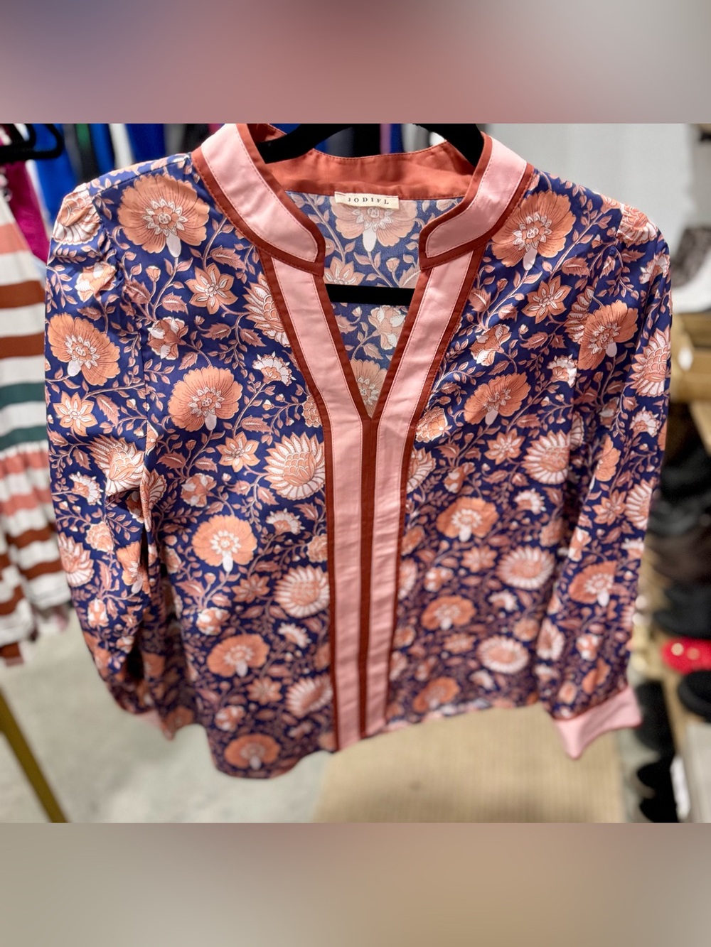 JODIFL Pink and Navy Floral Split-Neck Top